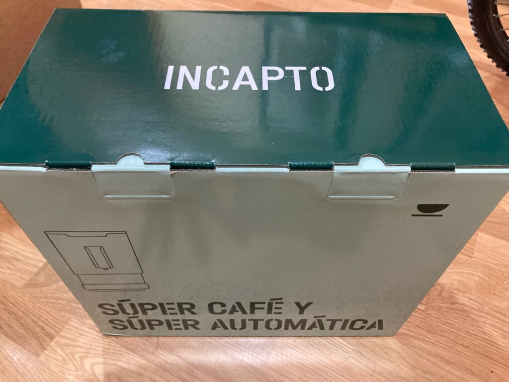 Cafetera superautomática Incapto - unboxing